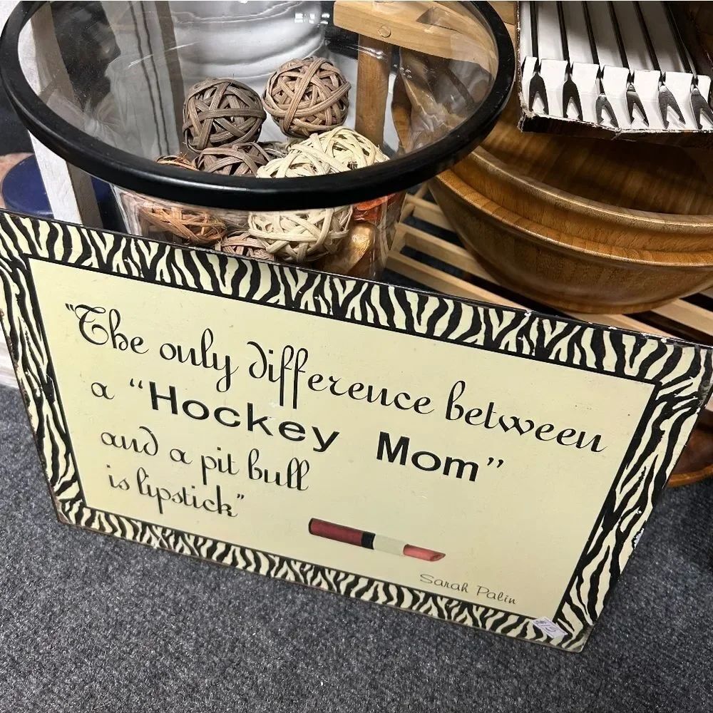GUC Metal Zebra Hockey Mom Sign